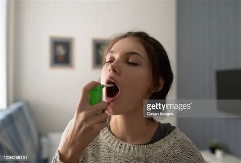 Woman Sore Throat Photos And Premium High Res Pictures Getty Images