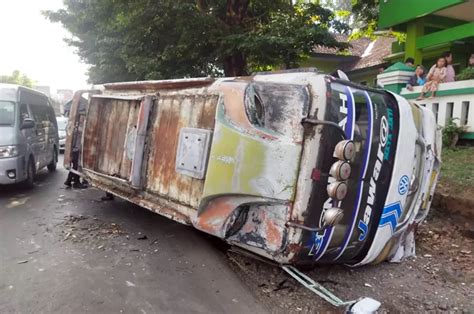 Disdikpora Jepara Angkat Bicara Soal Bus Terguling Angkut Rombongan