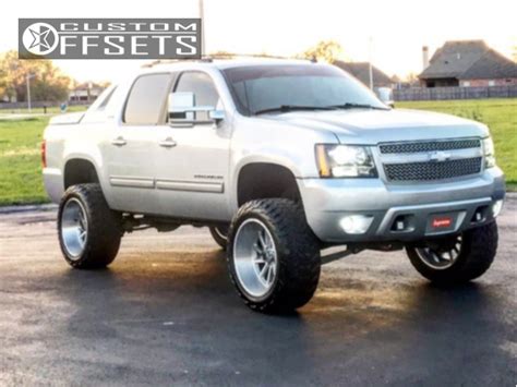 Lifted Chevy Avalanche Truck / Skyjacker 2007 Chevy Avalanche Ltz 4x4 A ...