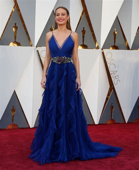 Les Plus Belles Robes Du Tapis Rouge Des Oscars Welovebuzz