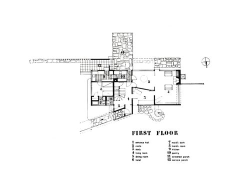 Gropius House in Lincoln by Walter Gropius | ArchEyes