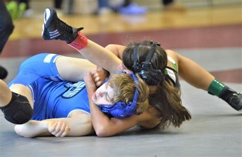 Princeton Highs Chloe Ayres Becomes First Mercer County Wrestler To Win Three State Titles