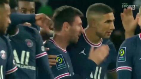 ¡brutal Bombazo El Golazo De Messi Para Hacer Campeón Al Psg En La Ligue 1 Diario La Prensa