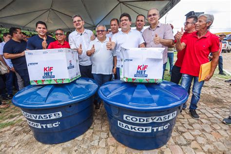 Sefir realiza entrega de kits de irrigação para agricultores em Elesbão