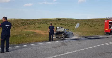 Muşta seyir halindeki araç yanarak kullanılamaz hale geldi Bursa