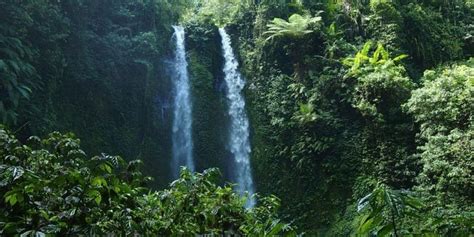 11 Air Terjun Di Lombok Yang Populer Terindah Pesisir