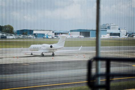 How Early Should I Arrive At The Private Jet Terminal FBO Before