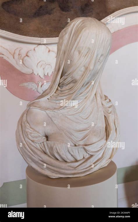 Marble Bust Veiled Lady By Antonio Corradini Ca Rezzonico Palace