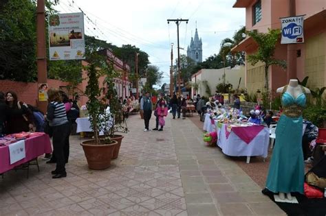 Artesanos Exhiben Sus Creaciones En Una Feria Nacionales ABC Color