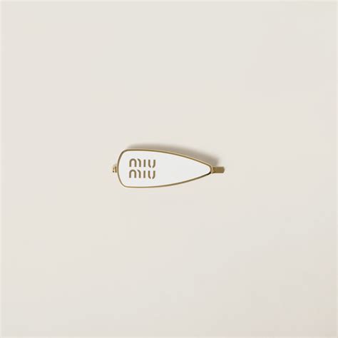 miu miu hair clip 3