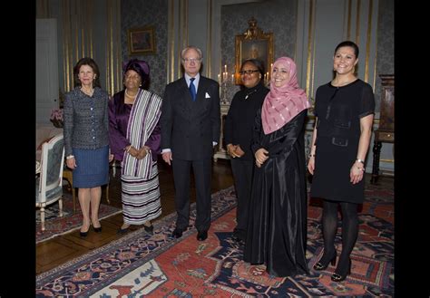 Photo Le Roi Carl Xvi Gustaf La Reine Silvia Et La Princesse