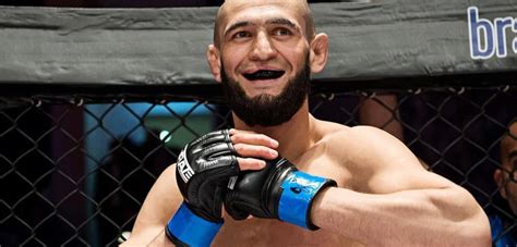 Ufc Khamzat Chimaev En Conflit Avec Khabib Il R Pond Et S Explique