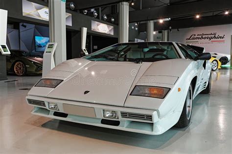 Lamborghini Countach LP5000 Quattrovalvole 1985 1988 Editorial Photo