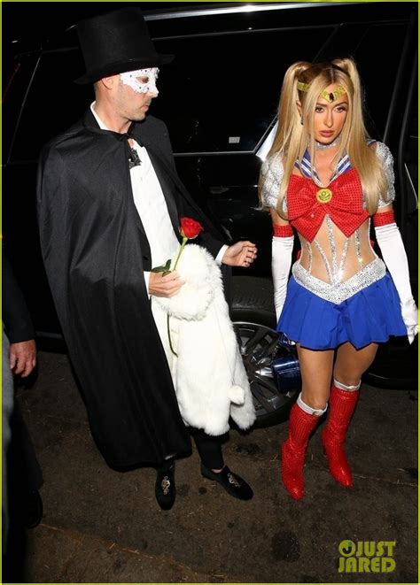 Photo Paris Hilton Carter Reum Sailor Moon Halloween Costume 23