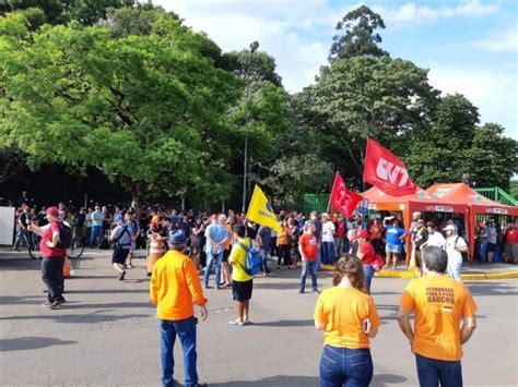 Petroleiros Suspendem Greve No Rio Grande Do Sul