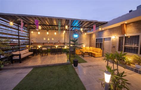 Insider View Of Perfect Stayz Group Book Hotel In Shiv Murti Lane