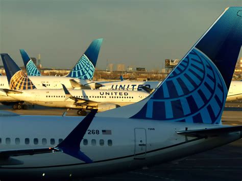 A United Airlines Plane Was Forced To Turn Around Mid Flight After A