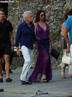 Catherine Zeta Jones Nude