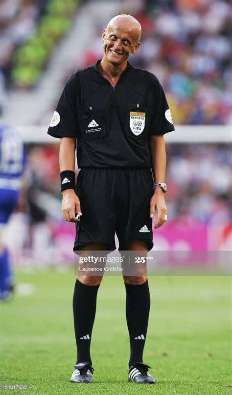 Fotografía De Noticias Referee Pierluigi Collina Laughs During The