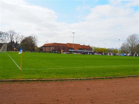 HombruchHopping Fußball aus NRW 31 03 19 Blau Weiß Dingden Hamborn