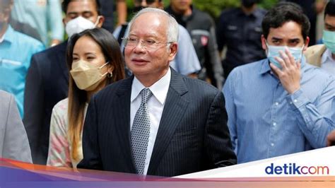 Malaysia Kurangi Masa Hukuman Najib Razak Kini Jadi 6 Tahun Penjara