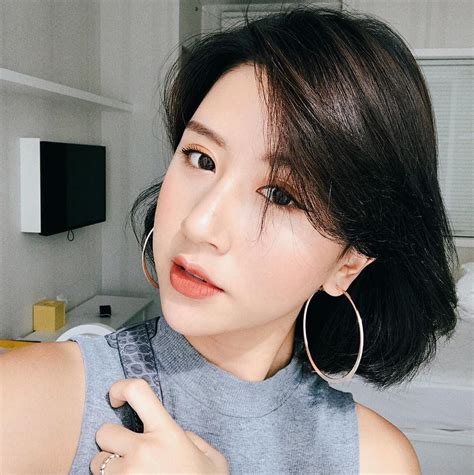 Trong năm trào lưu làm đẹp này đã sốt sình sịch nhờ công lăng xê của các hot girl