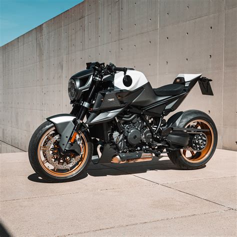 KTM BRABUS 1300 R Masterpiece Edition un chef d œuvre de puissance et