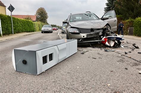 Kurioser Unfall Blitzer Umgefahren FRM Regionalfernsehen