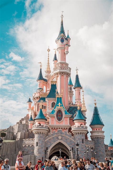 Disneyland Paris Attraktionen Magic Everywehre Whitelilystyle