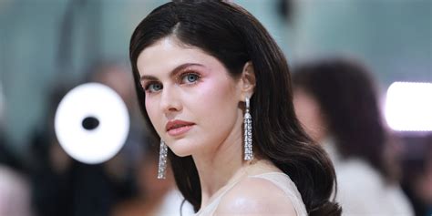 Alexandra Daddario Posed Buck Naked On Instagram, And Fans Are Going