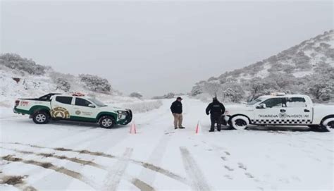 Cierran tránsito vehicular en carreteras de Sonora por presencia de