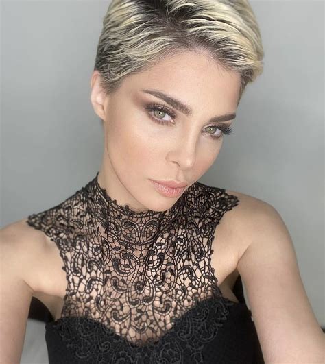 Stunning Blonde Pixie Haircuts For A Bold Look Trend Guide Divagaze