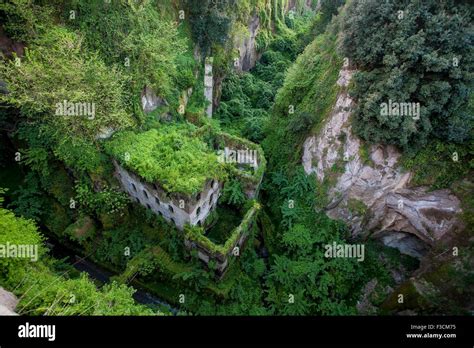 Valley of the mills sorrento hi-res stock photography and images - Alamy