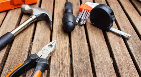 Types of Hand Tools: Find the Best Tool for your Needs in 2025