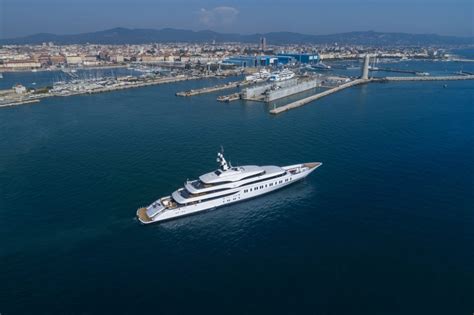 Benetti Delivers First Flagship Giga Yacht FB275 To Her Owner. | Luxe ...