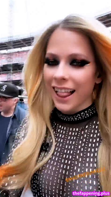 Avril Lavigne AvrilLavigne Nude OnlyFans Photo The Fappening Plus
