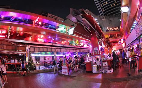 Sukhumvit Soi 4 Nana Bangkok Happy Hub