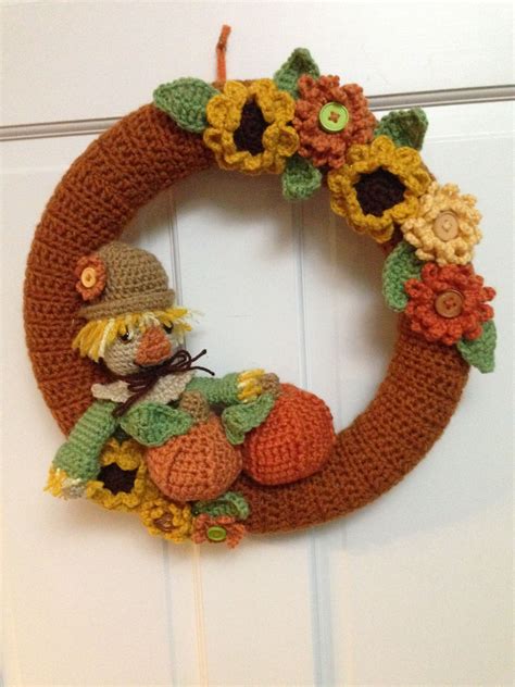 Scarecrow Wreath Made From Fall Scarecrow Wreath Pattern By Teri Crews Designs Crochet Wreath