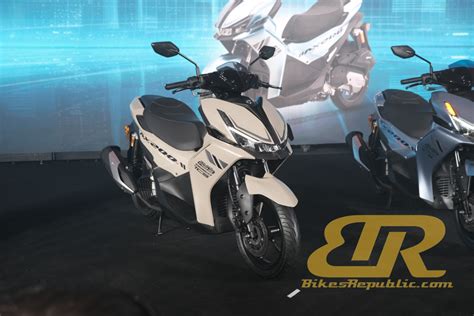 Yamaha MT Best Naked Bike Of The Year Below Cc BikesRepublic