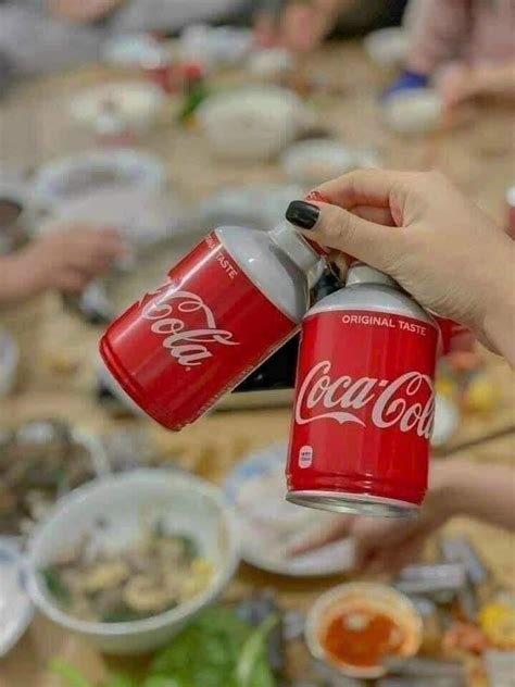 CocaCola Vỏ Nhôm Nắp Vặn Nhật Bản thùng 24 lon x 300ml