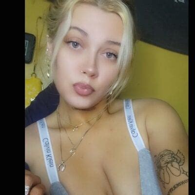HeavenSentAlyy Cam Model Free Live Sex Show Chat Stripchat