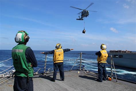 Uss Kidd Conducts Search And Rescue Operations For Missing Flickr