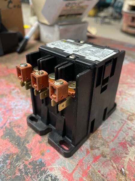 Square D Dpa V Definite Purpose Contactor Vac