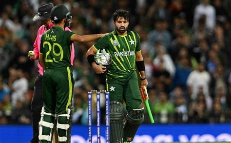 Comment Rizwan Takes Pakistan Closer To Dream Finish At Mcg