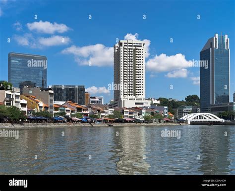 dh BOAT QUAY SINGAPORE Old new buildings waterfront Singapore River ...