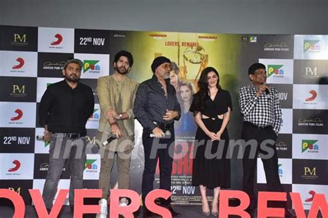 Vardhan Puri & Shivaleeka Oberoi at the trailer launch of Yeh Saali Aashiqui! Photo