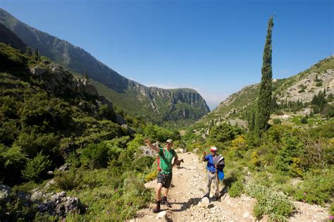 K Stenwandern Entlang Der Albanischen Riviera Wikommunity