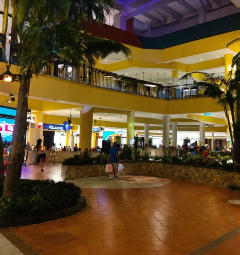 Lexica Plaza Las Americas San Juan PR