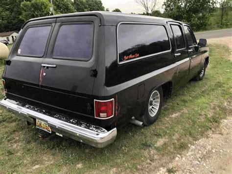 1983 Chevrolet C10 Suburban Suv Black Rwd Automatic C10 Classic