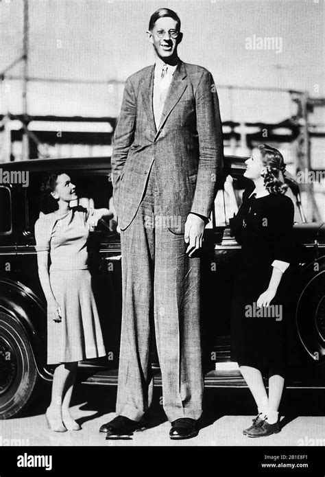 Robert Wadlow Hi Res Stock Photography And Images Alamy